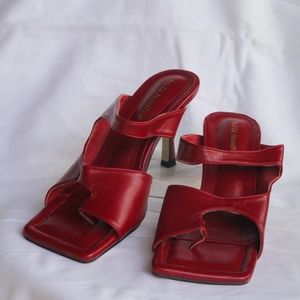 Trendy Square Toe Kitten Heel Sandal